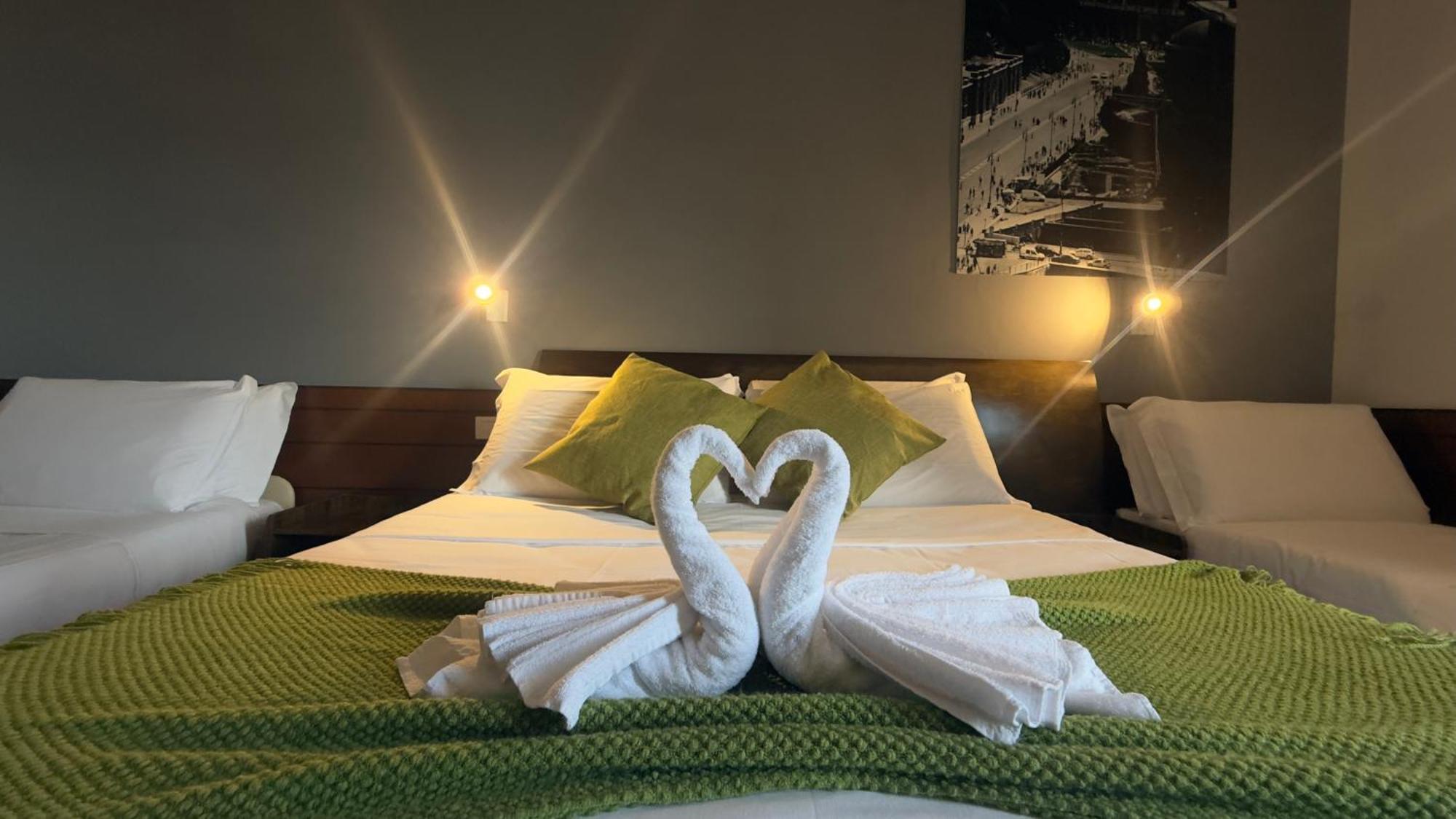 Romalive Hotel ภายนอก รูปภาพ