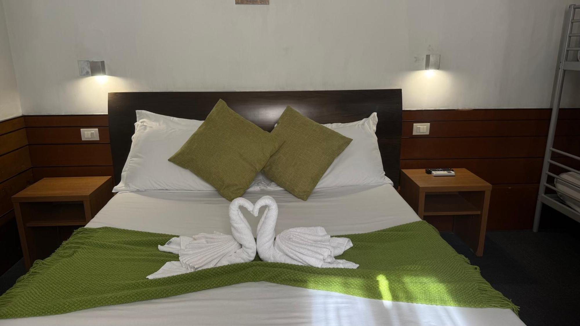 Romalive Hotel ภายนอก รูปภาพ