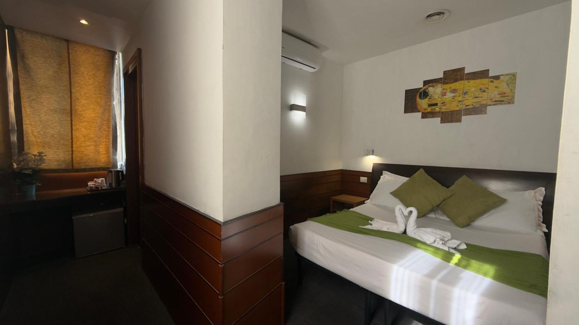 Romalive Hotel ภายนอก รูปภาพ